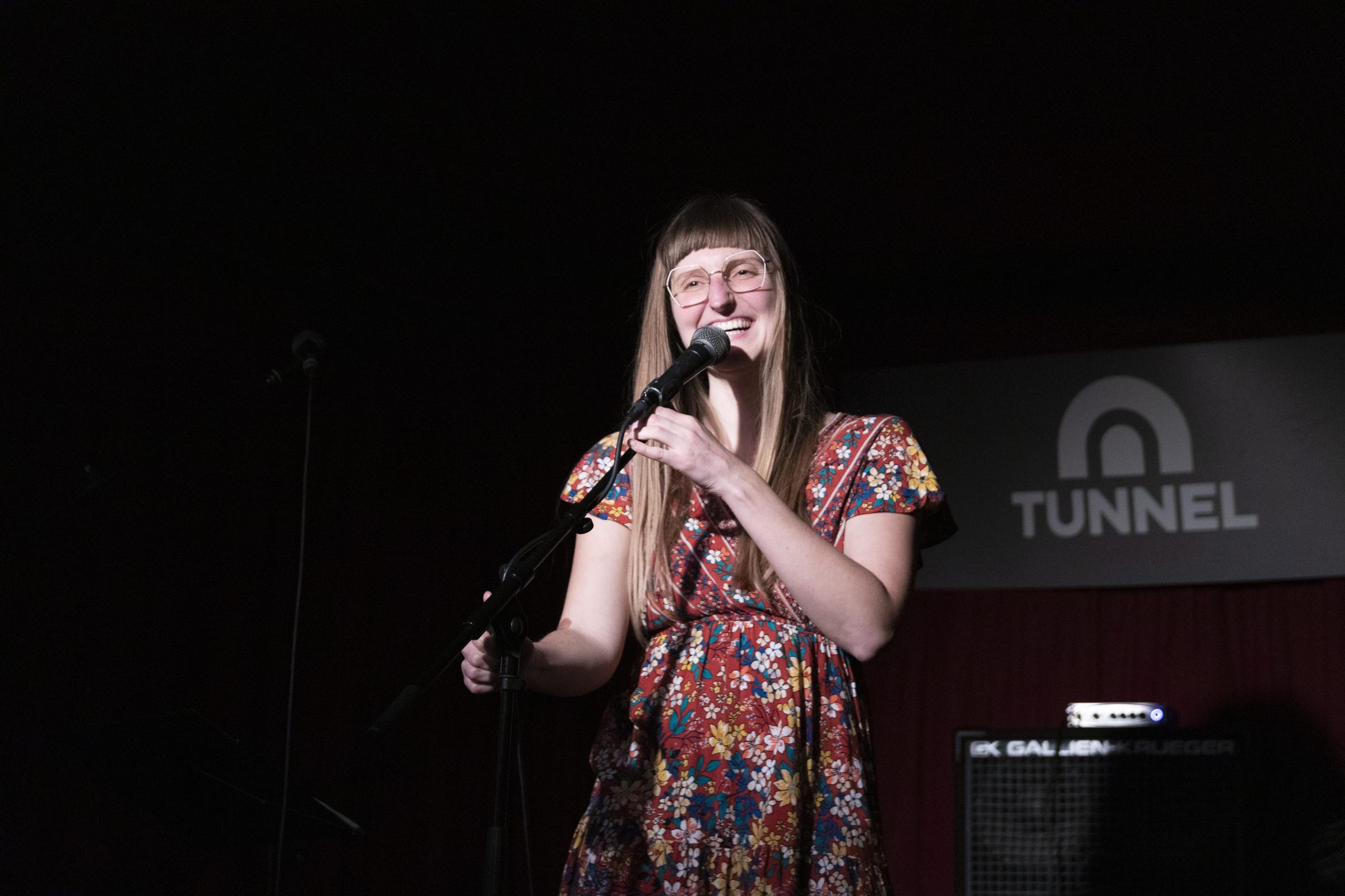 Auftritt vor der Wand im Tunnel Vienna Live